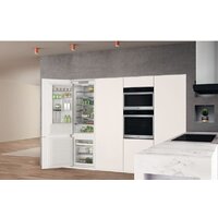 Холодильник Whirlpool WHC20 T352 - Превью изображения №5 — Интернет-магазин samo.by