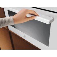 Микроволновая печь Electrolux MealAssist 700 LVM8E08V - Превью изображения №6 — Интернет-магазин samo.by
